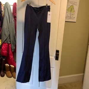 ALO Yoga High-Waist Pinstripe Zip It Flare Legging (M)